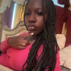 Meet your Posher, Bliss